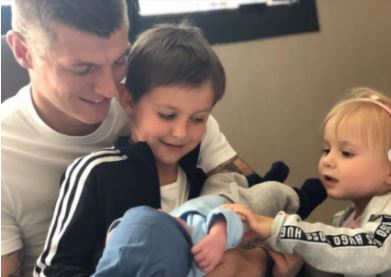 Jessica Kroos's spouse Toni Kroos and their kids Leon, Amelie and Fin Kroos